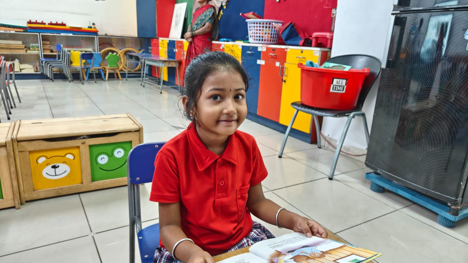 Young students reading at Alpine Public School, the top CBSE school in Kanakapura Road.